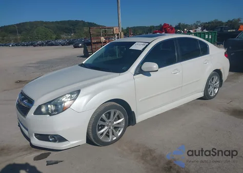 2014 Subaru Legacy 2.5I Limited z USA, uszkodzony, nr VIN 4S3BMBL69E3009746